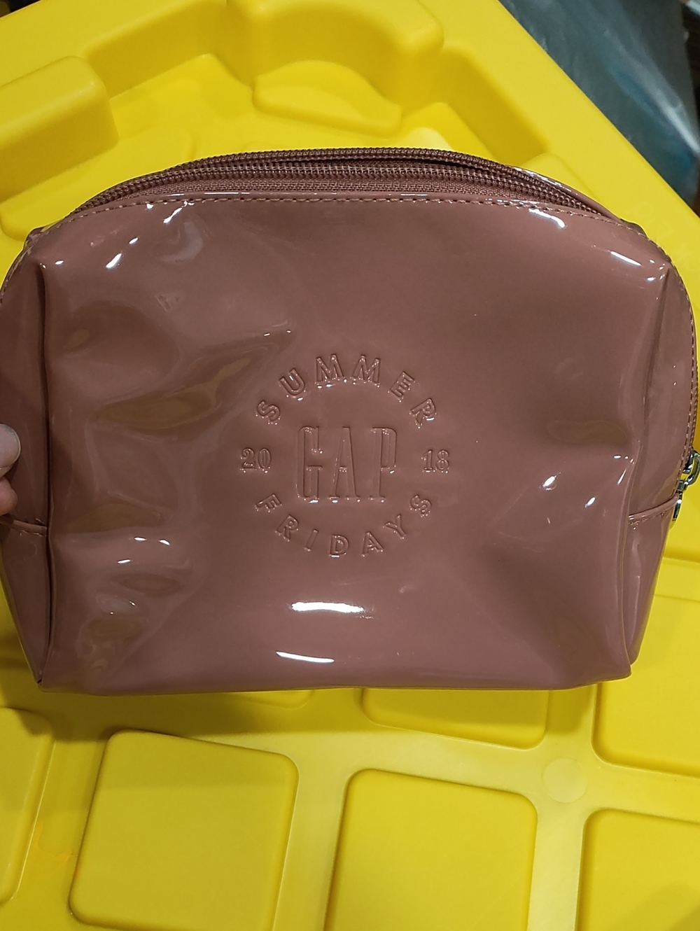 GAP Shiny Mauve Cosmetic Pouch